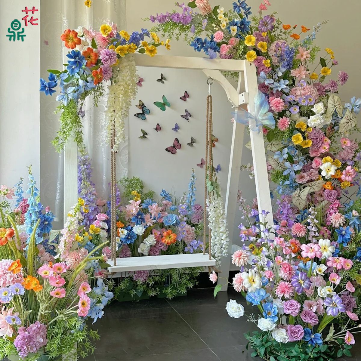 パーティー用ディスプレイの造花