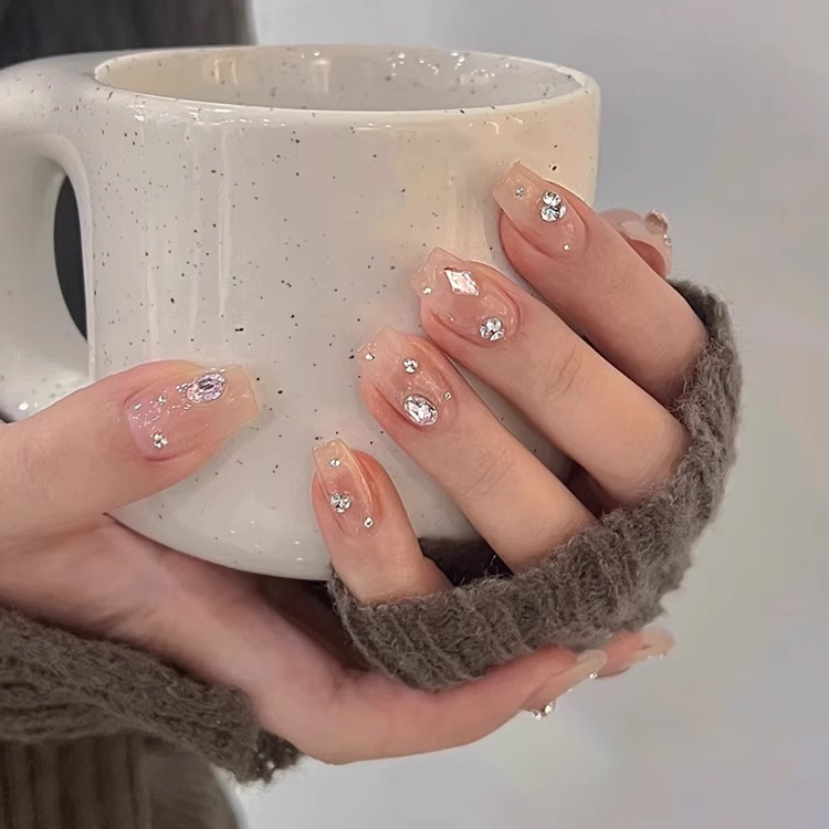 クリスタルラインストーンネイルデコパーツ画像